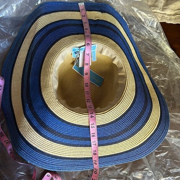Draper James Create & Barrel Wide Brim Blue Beige Stripe Sun Hat NWT - Picture 8 of 9